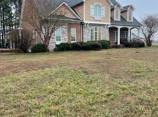 828 Prosser Rd, Leoma, TN 38468