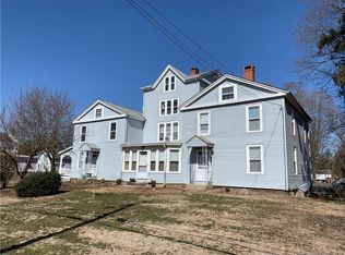 107 Main St, Ellington, CT 06029