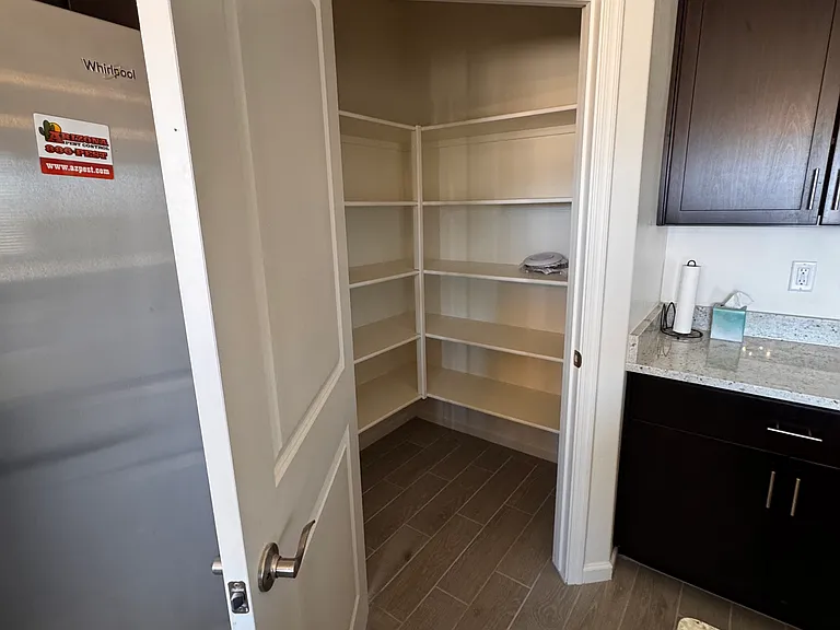 4901 E Julian Wash Dr — Photo 5