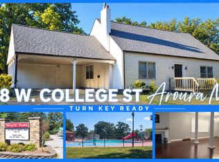 518 W College St, Aurora, MO 65605