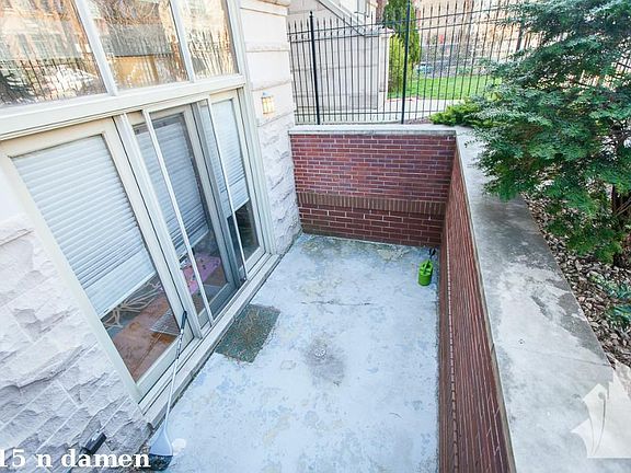 4th image of 2915 N Damen Ave #125
