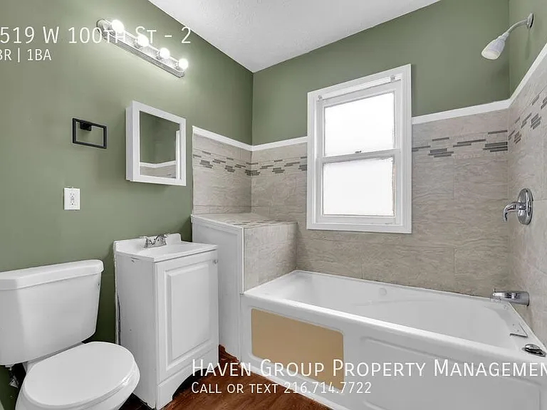 3519 W 100th St #2 — Photo 16