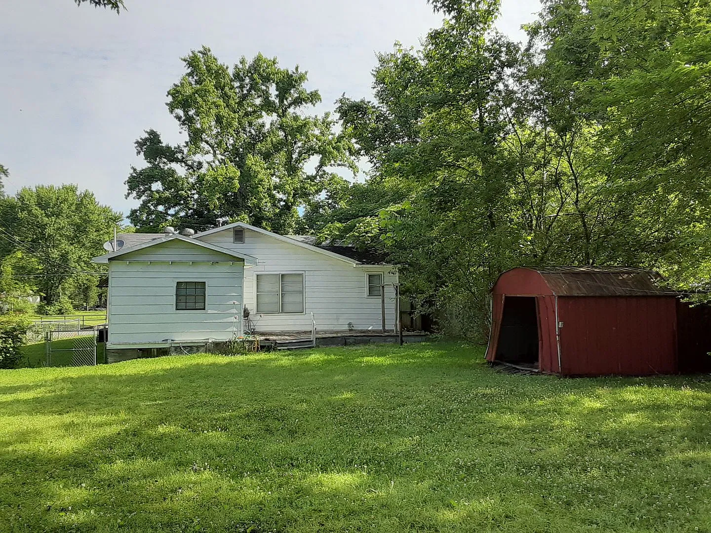 3 Bedroom and 2 Bathroom home. — Photo 2