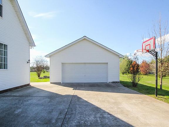 4th image of 109 Altoga Ct
