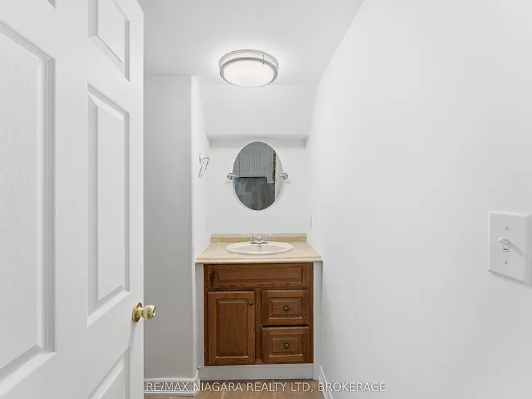 355 Bernard Ave — Photo 17