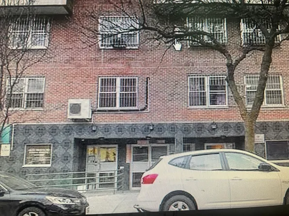 531 52nd St APT 2E, Brooklyn, NY 11220