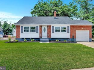 122 Lucas Dr, Bordentown, NJ 08505