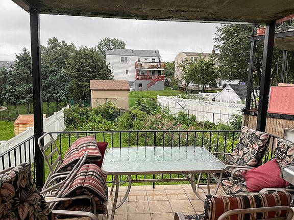 3rd image of 785 Midland Ave Floor 1