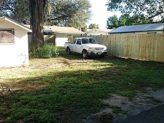 New fence & Parking Spot