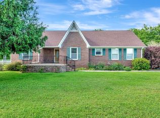 565 Joe Quick Rd, Hazel Green, AL 35750