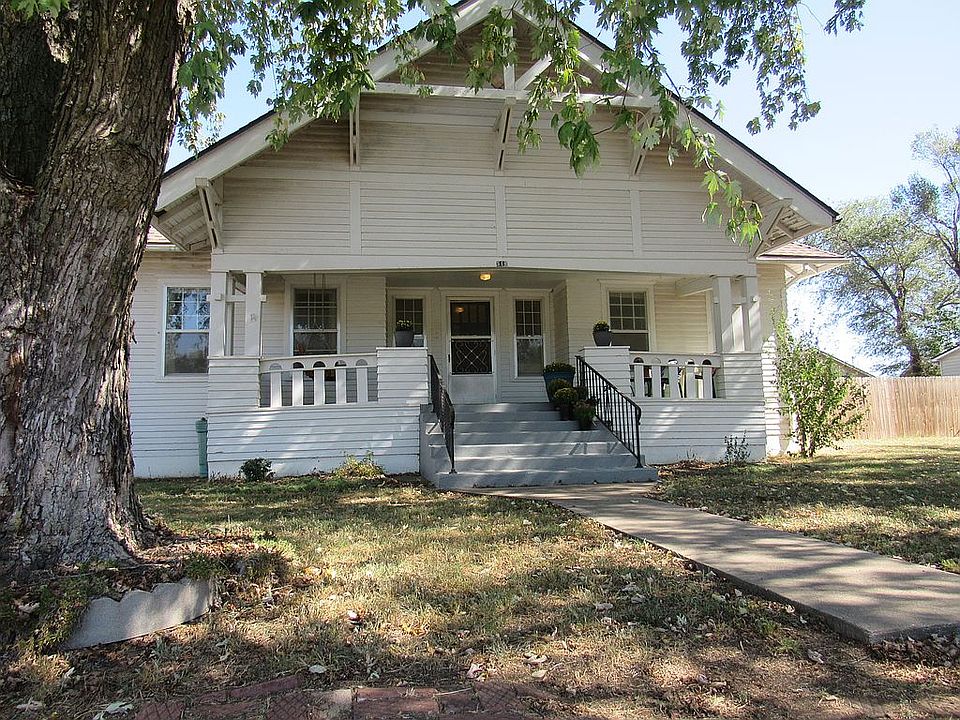 516 N Plum, Moline, KS 67353 Zillow