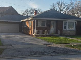 4116 W 109th St, Oak Lawn, IL 60453