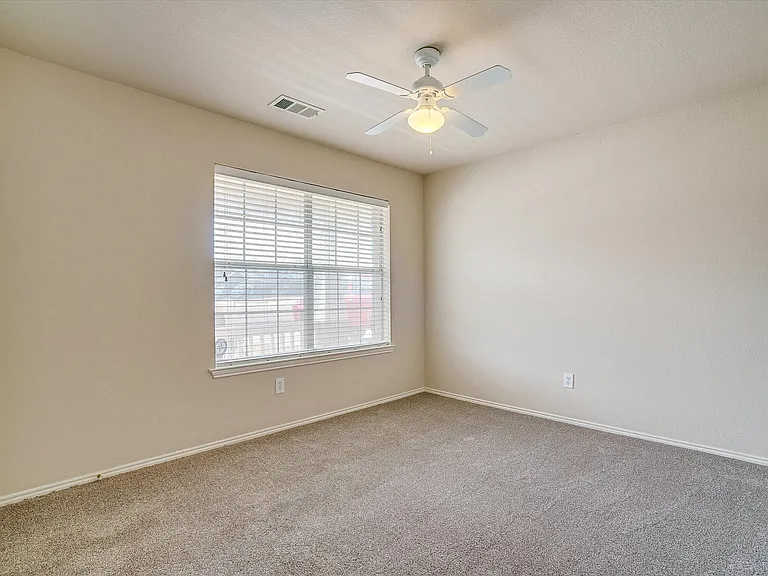 9804 Westmere Ln — Photo 21
