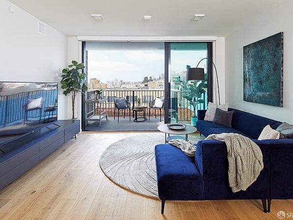 5th image of 1580 Pacific Ave #501