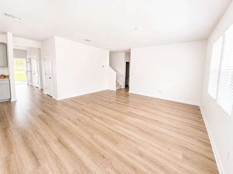 1217 Eagleston Way — Photo 7