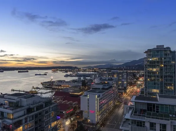 188 Esplanade E #2107, North Vancouver, BC V7L 4Y1