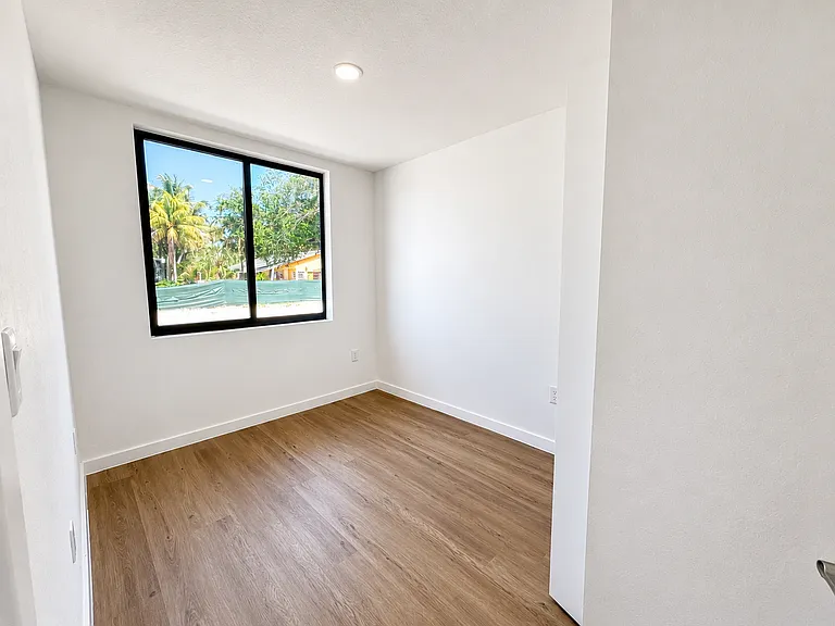 12556 SW 194th St #1 — Photo 14