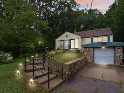304 Saint Paul St, North Smithfield, RI, 02896