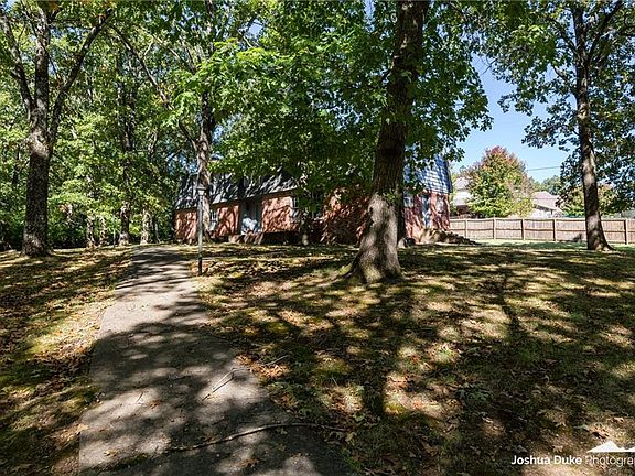 3rd image of LOT 2 Manor Dr