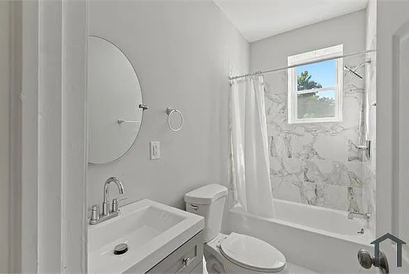 2501 N Colorado St #2 — Photo 3