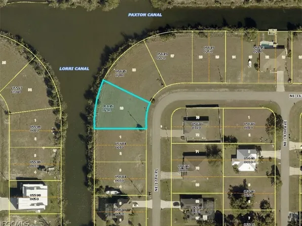 3628 NE 17th Place Cpe, Coral, FL 33909