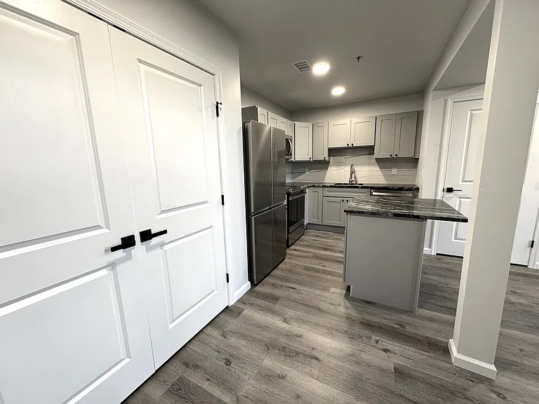 810 Monocacy St #207 — Photo 8