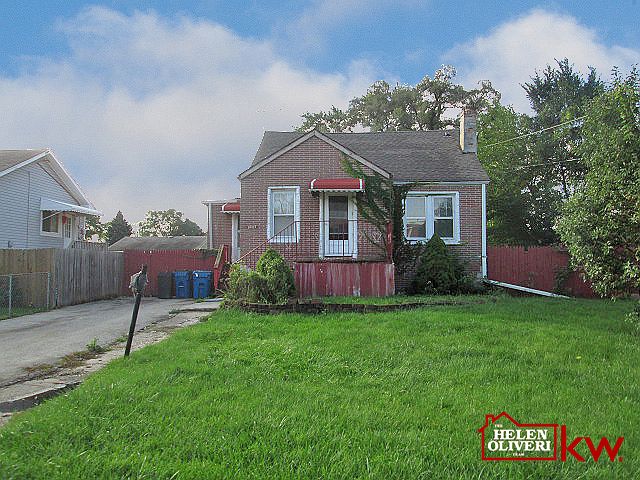1st image of 10315 W Medill Ave