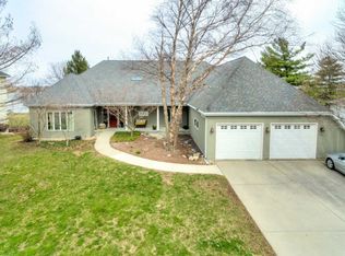 1208 Ironwood Cc Dr, Normal, IL 61761