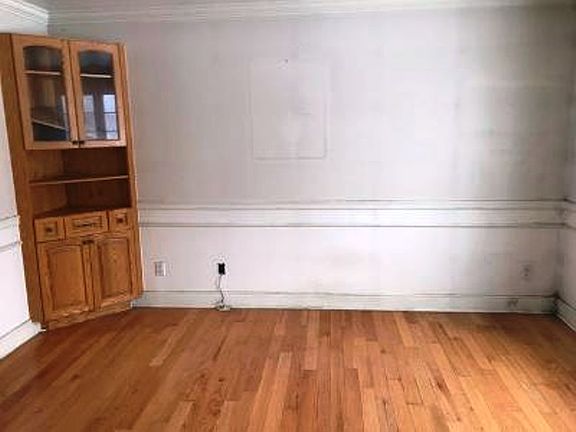 5th image of 162 Bailey Rd