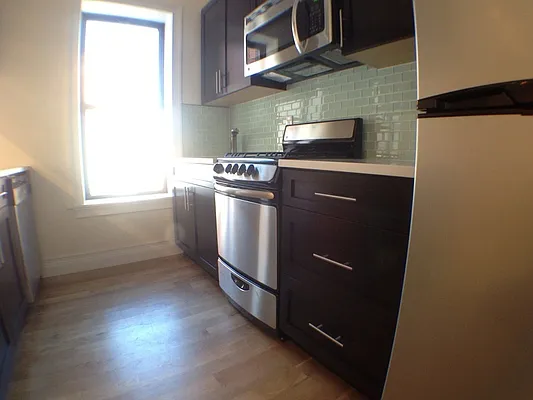 Rented by (Legacy) NY Quality Living Uptown | media 12
