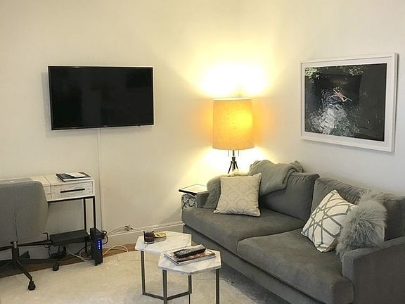 2nd image of 102 W 79th St #2CC