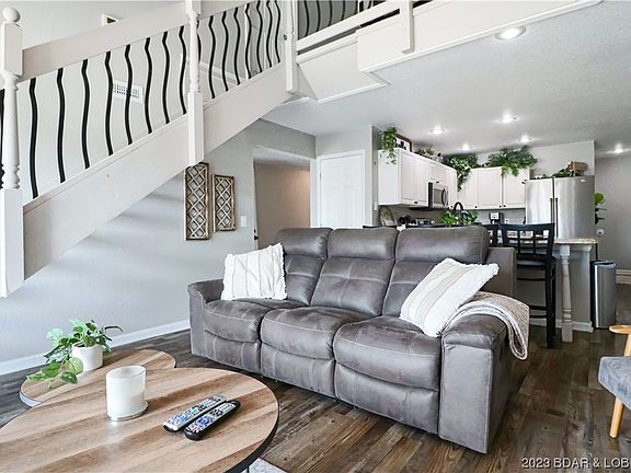 3rd image of 1481 Ledges Dr #344