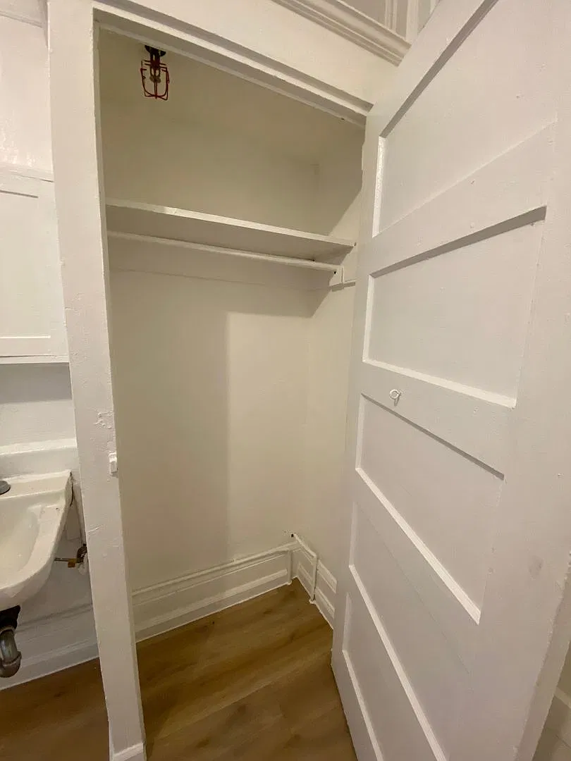 Private Room near CCSF Chinatown/ North Beach Campus & Financial District — Photo 4