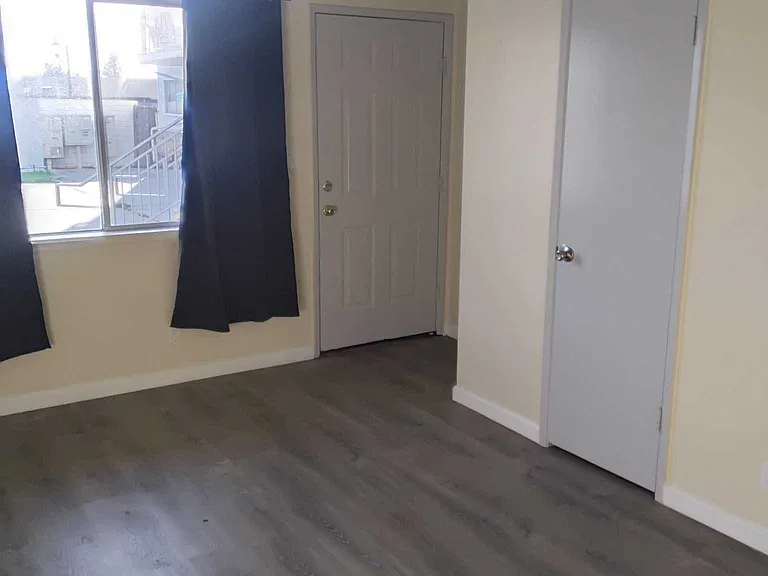 110 Dorsey Dr #5 — Photo 9