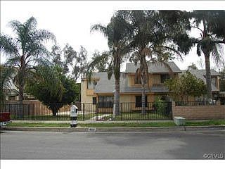 1st image of 614 E Skylark Dr