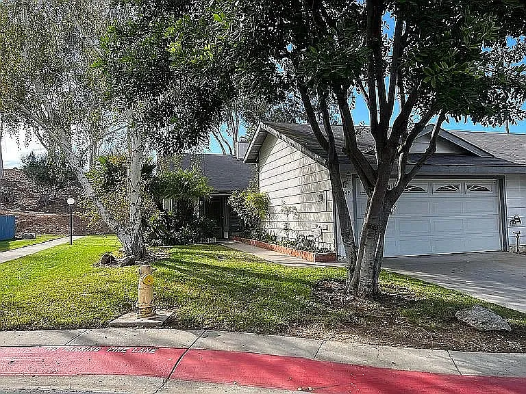 1149 Carrotwood Gln — Photo 1
