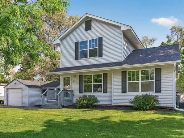 61 Circle Dr, Circle Pines, MN 55014