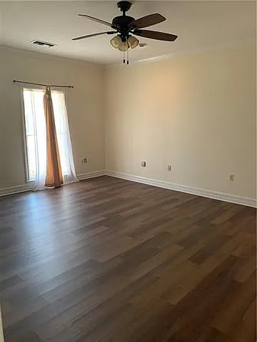 51 Yosemite Dr — Photo 10