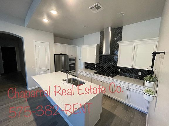 4th image of 3725 Santa Clarita Ave