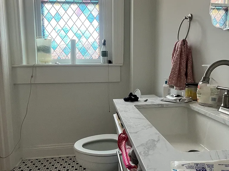 23 E Eager St #3FR — Photo 7