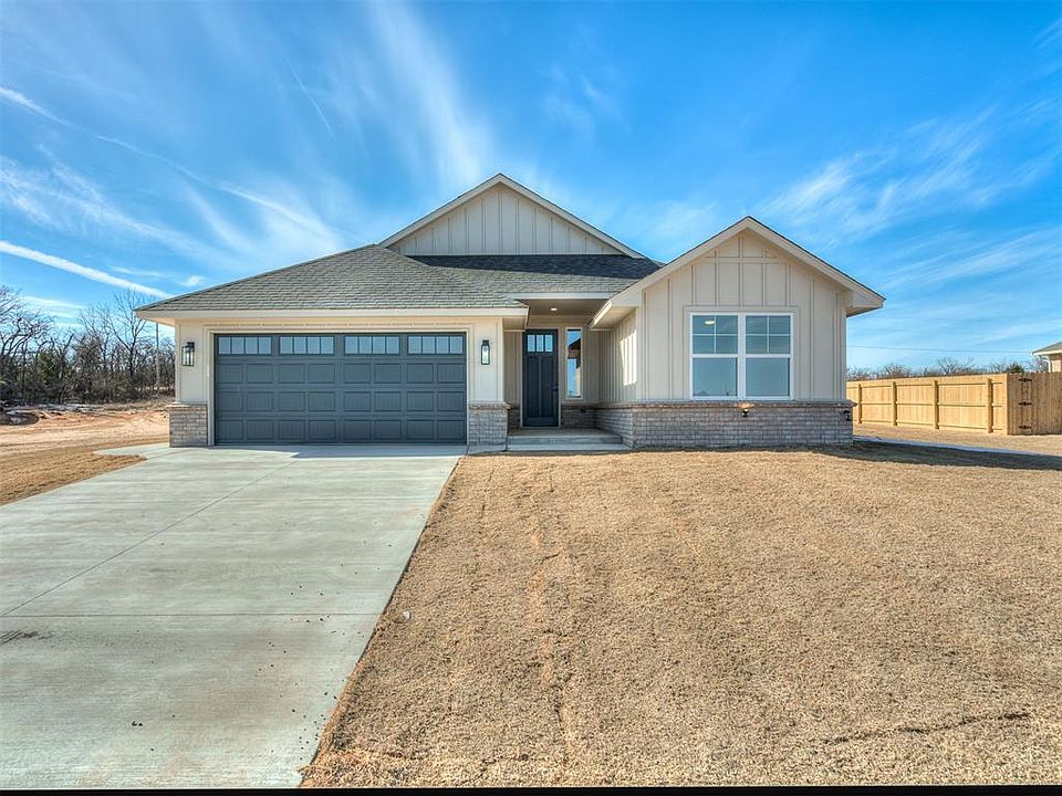 1st image of 4401 Maxine Dr
