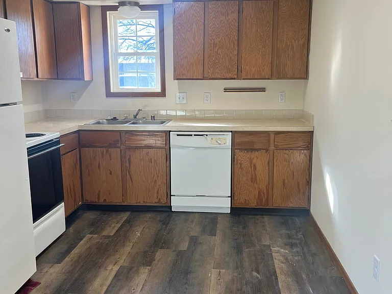 3604 Westridge Dr #A — Photo 3