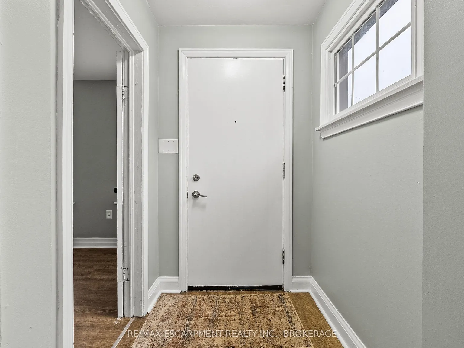 4 bed, $2,200 — Photo 3