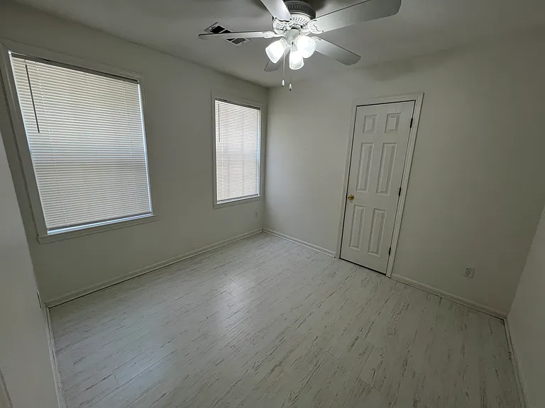 5608 C St — Photo 20