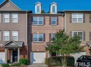 203 Gallent Hedge Trl, Apex, NC 27539