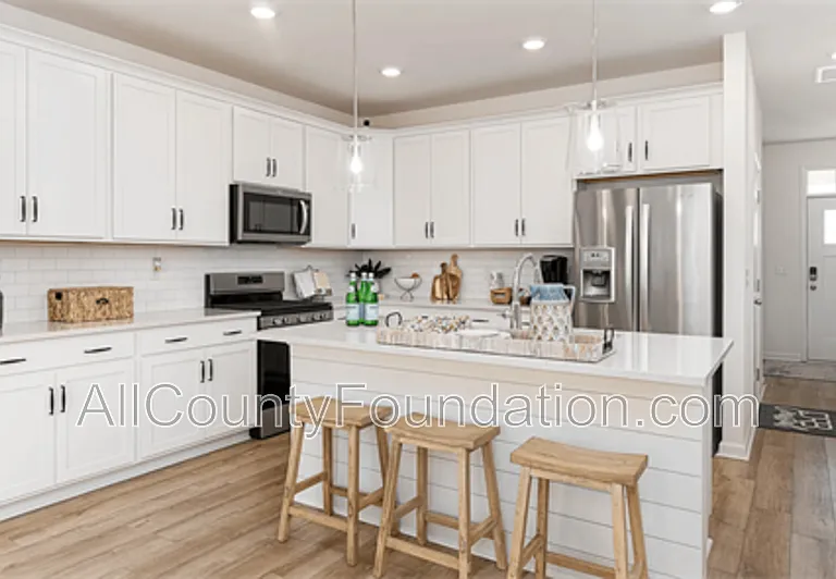 506 Trotters Ln — Photo 3