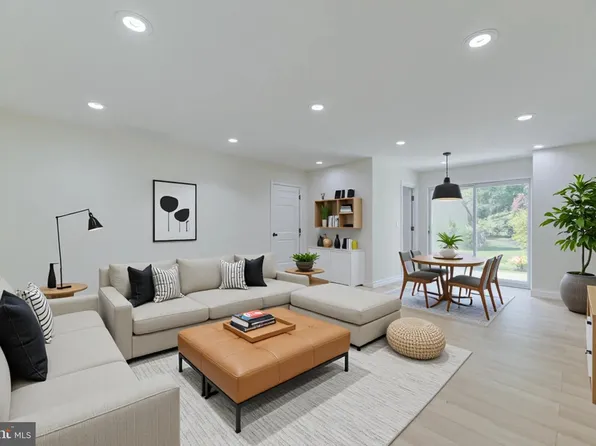 90 Princeton Hightstown Rd, Princeton Junction, NJ 08550