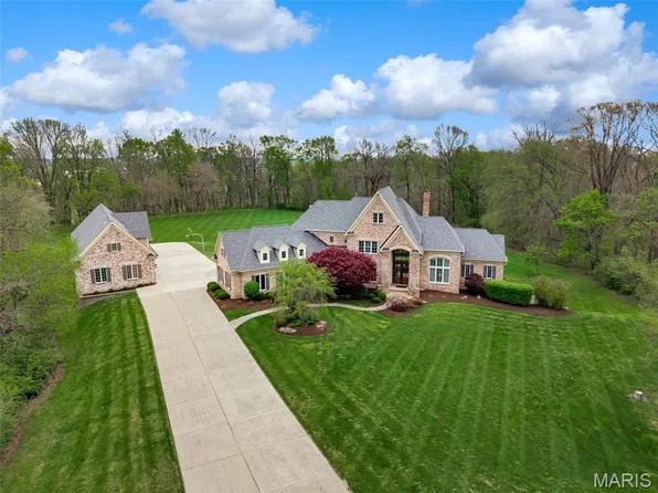 242 Fick Farm Rd, Chesterfield, MO 63005