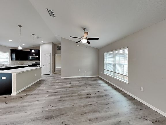 3rd image of 3099 W Viking Ln