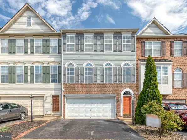 15657 William Bayliss Ct, Woodbridge, VA 22191